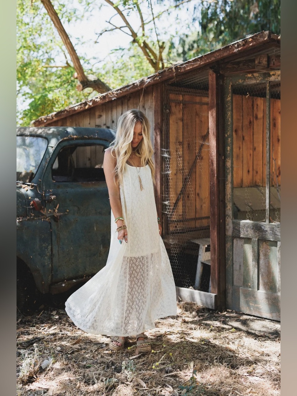 Promesa Floral Lace Maxi Dress